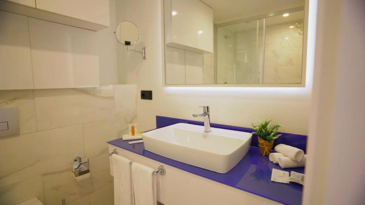 Aparthotel For Batumi Orbi City Экстерьер фото