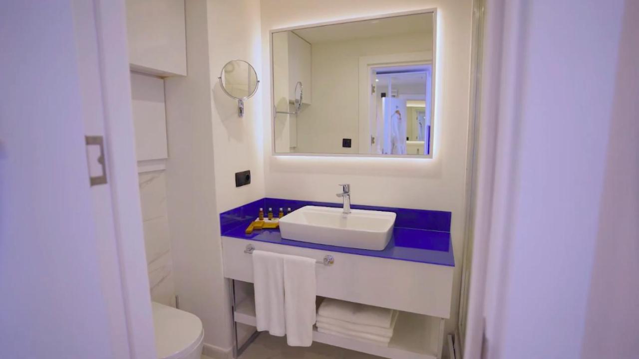 Aparthotel For Batumi Orbi City Экстерьер фото