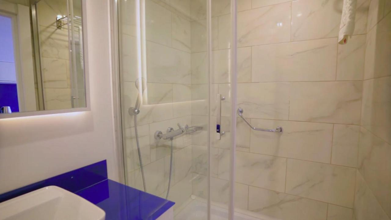 Aparthotel For Batumi Orbi City Экстерьер фото